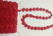 Кружево гипюр ромашка K1-5 (красный) Цена за 13,7 метров